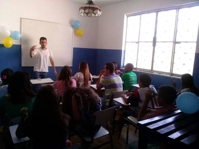 Professor de língua inglês inglês e português uff fluency is the objective