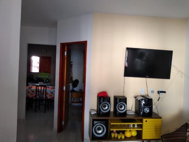 Vende-se/Repasse Uma Otima Casa - Foto 3