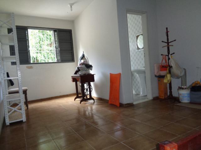 COD 575 - Casa De 2/4 Com Armários E Três Quitinetes Em Brotas - Foto 7