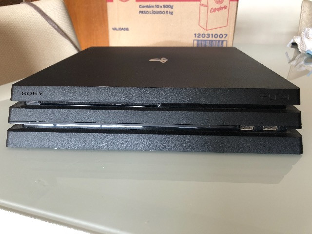 Playstation 4 PRO c/ SSD Samsung 1TB + 2 Controles + 10 Jogos - Foto 3
