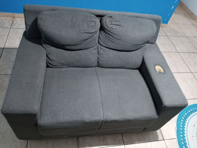 Sofá 2 lugares