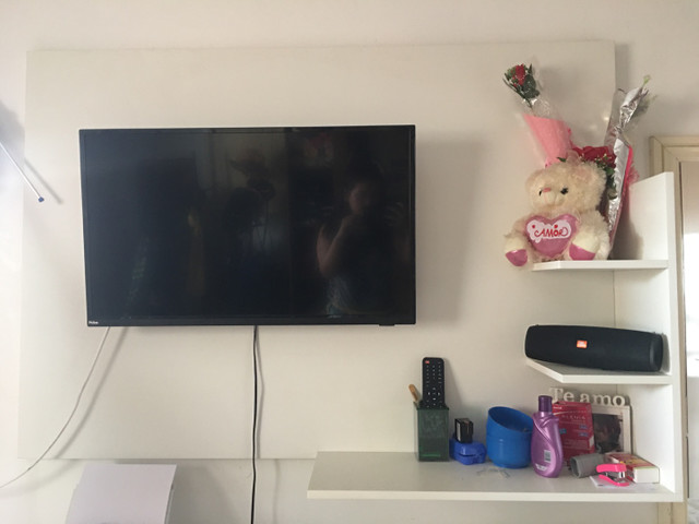 Vendo escrivaninha mdf