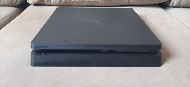Ps4 1tb - Foto 2