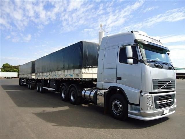 VOLVO FH 540 COM CARRETA BITREM 2015