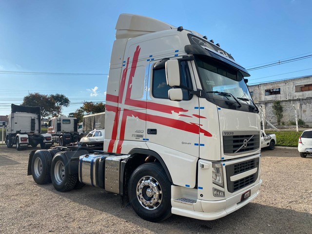 VOLVO FH 420 TRUCADO 6X2 TETO ALTO EDIÇÃO ESPECIAL 2015 TOP DE LINHA