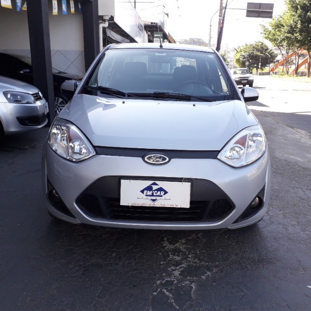 FIESTA SEDAN SE 1.6 FLEX COMPLETO