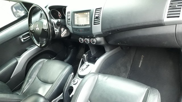 Mitsubishi Outlander 2012 3.0 Gt 4X4 automática  - Foto 7