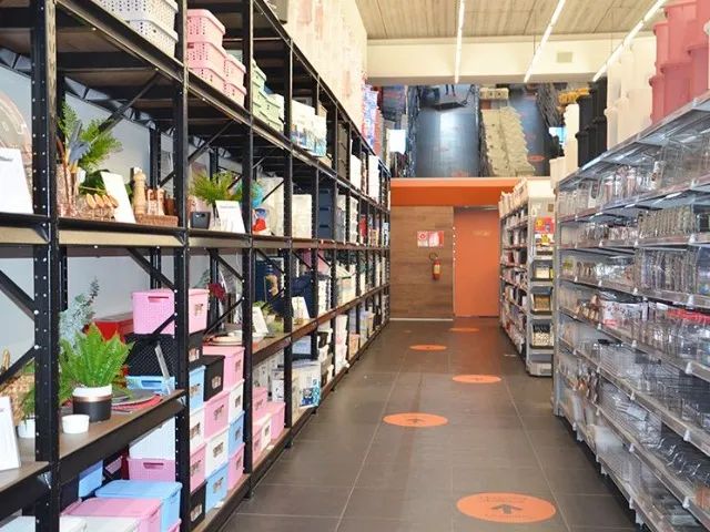 Prateleira estante mini porta pallet para exposição, estoque e verticalização - Foto 4