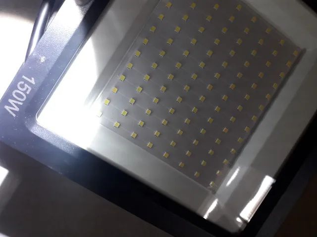 Refletor LED Bivolt