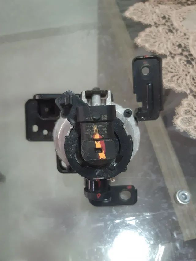 Vendo um par de farol de milha original  do Hb20 Sedan - Foto 5