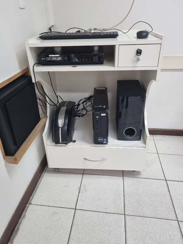 Móvel de Apoio para Equipamentos - Foto 2