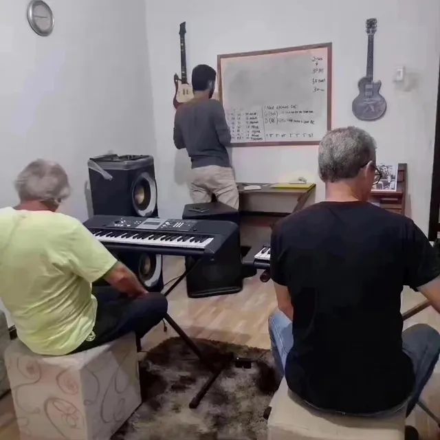 AULAS DE MÚSICA PARA CRIANÇAS E ADULTOS ? - Foto 4