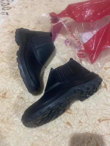 Bota vulcaflex 39 nova 