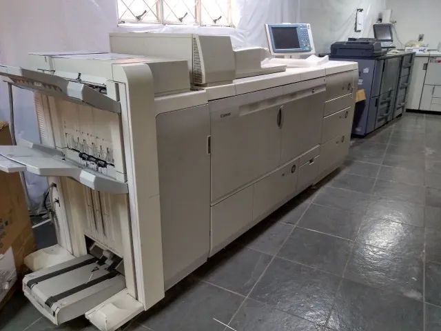 Impressora Canon Imagepress 1135 - Copiadora p/b Para Gráfica - COM DEFEITO