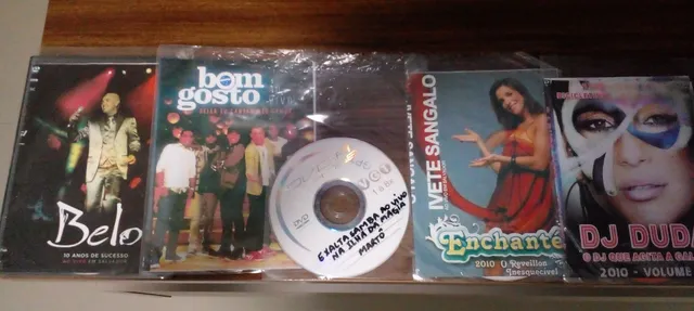 Cds e dvds musicais diversos