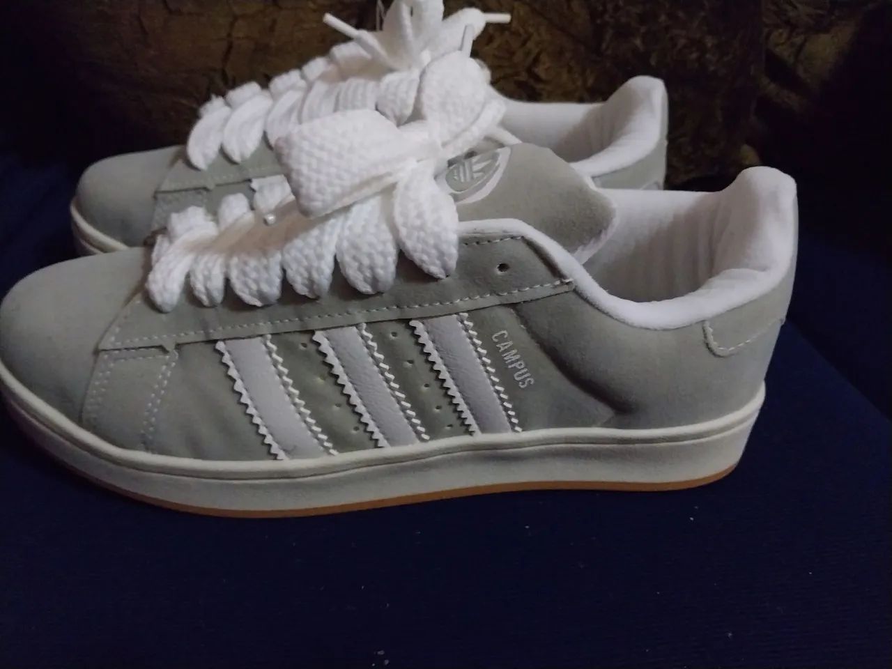 Tenis adidas campus  - Foto 3