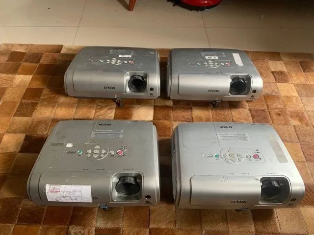 Projetor Epson S4 Sem Lampada!, 1 Por 150,00 ou 3 Por 400,00 