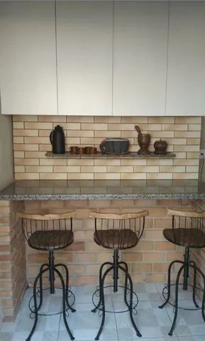 Banqueta Bistrô Ajustável e Giratória Gourmet 70cm