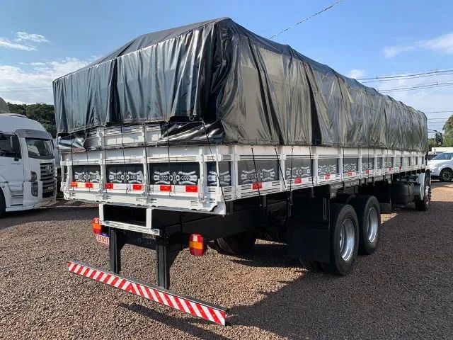 Vw 24220 Worker carroceria granel ano 2011 316700Km R$ 285.000,00av - Foto 8