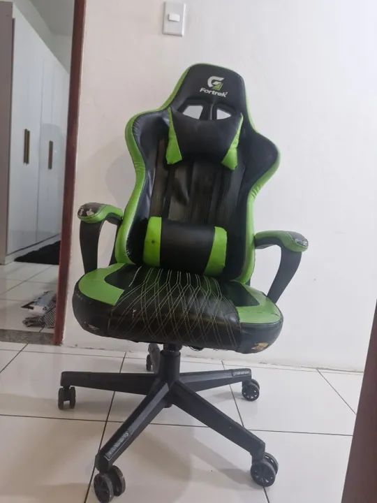 Cadeira Gamer Fortrek Vickers - NÃO ENTREGO EM NENHUM LUGAR, SOMENTE RETIRADA NO L