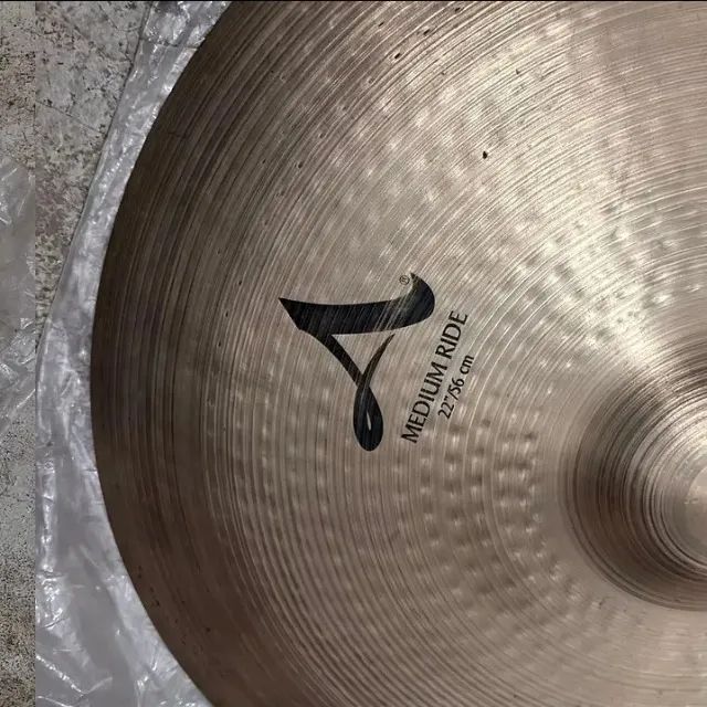 Zildjian A Medium Ride 22" - Foto 4