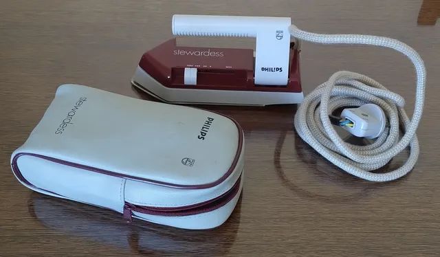 Antigo ferro portátil Philips