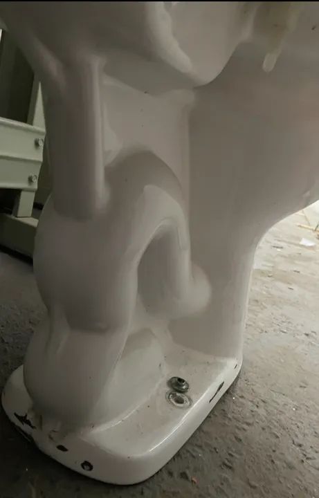 Bacia sanitária com caixa acoplada - Foto 5