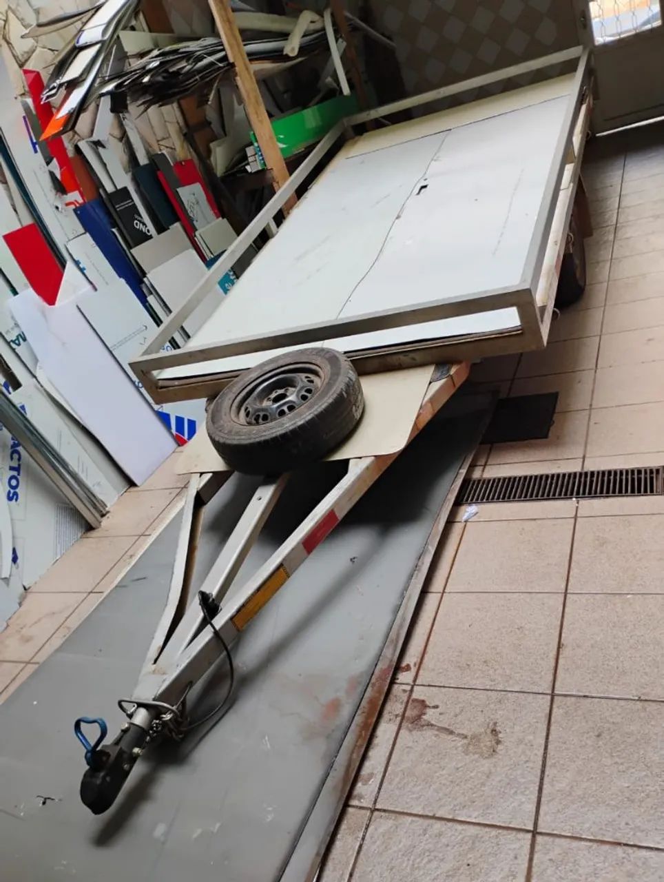 Small Trailer64298535311490125