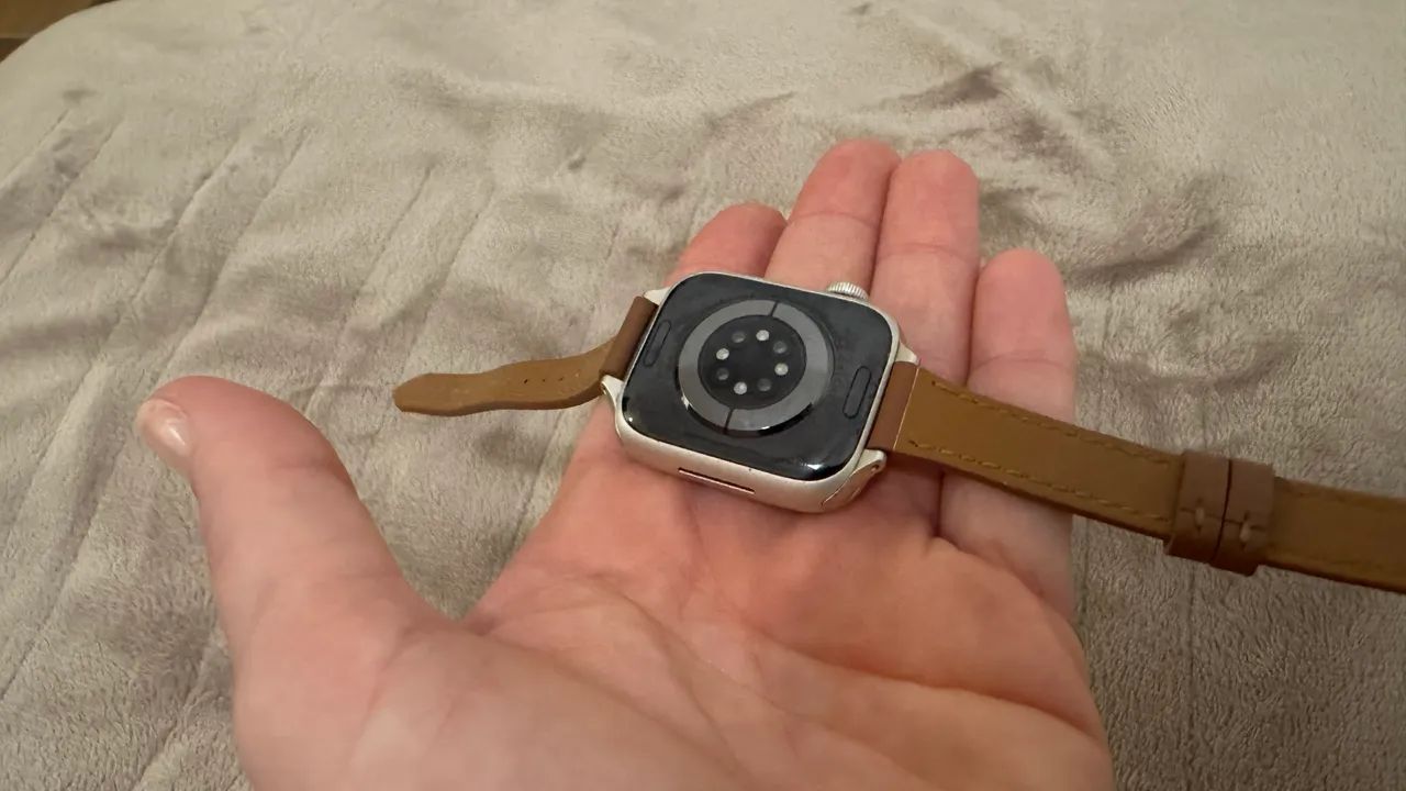 Apple Watch Series 7 - 41mm - GPS + Celular - Foto 2