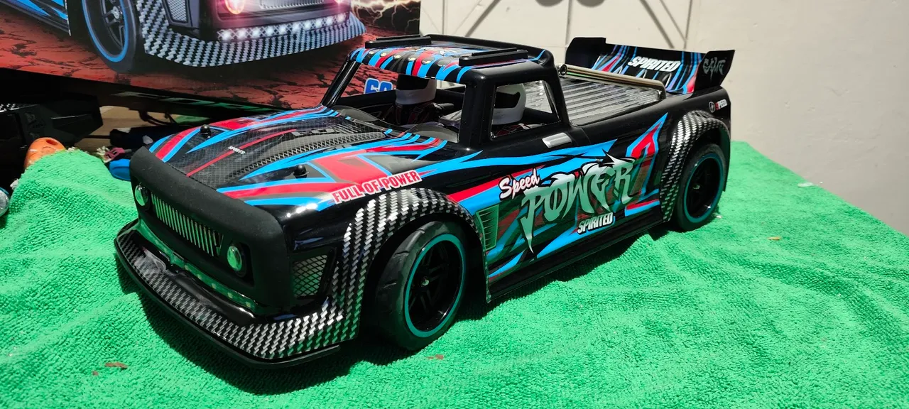 Wltoys 1/10 on Road brusless