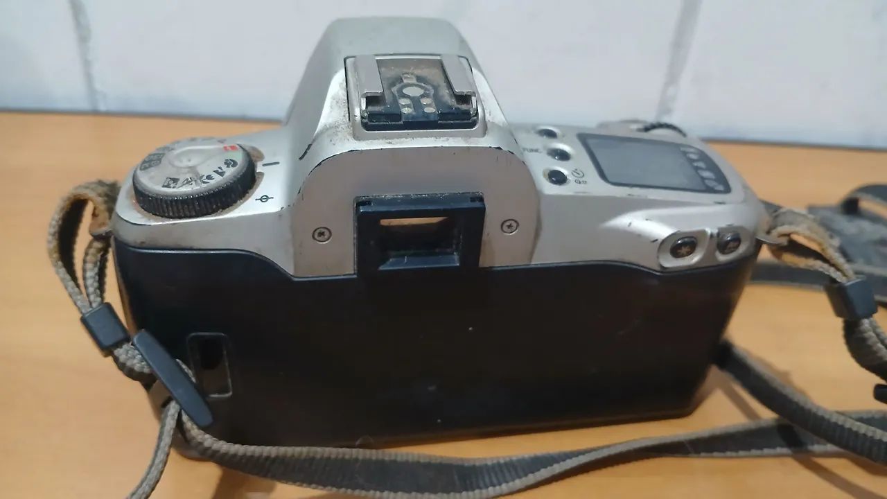 Canon Analógica EOS 500N Leia - Foto 2