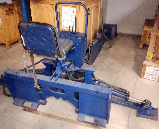 Implemento Braço Escavador de Retro