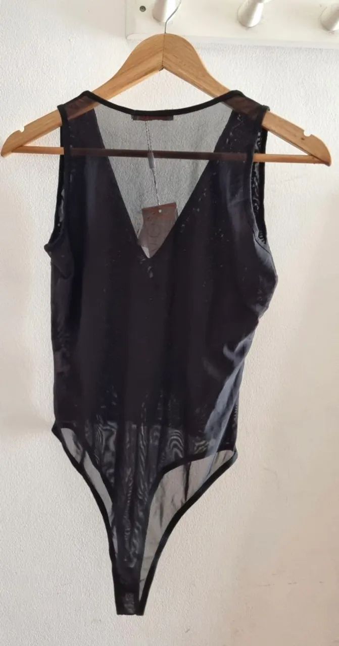 Body tule e paetês preto novo M - Foto 2
