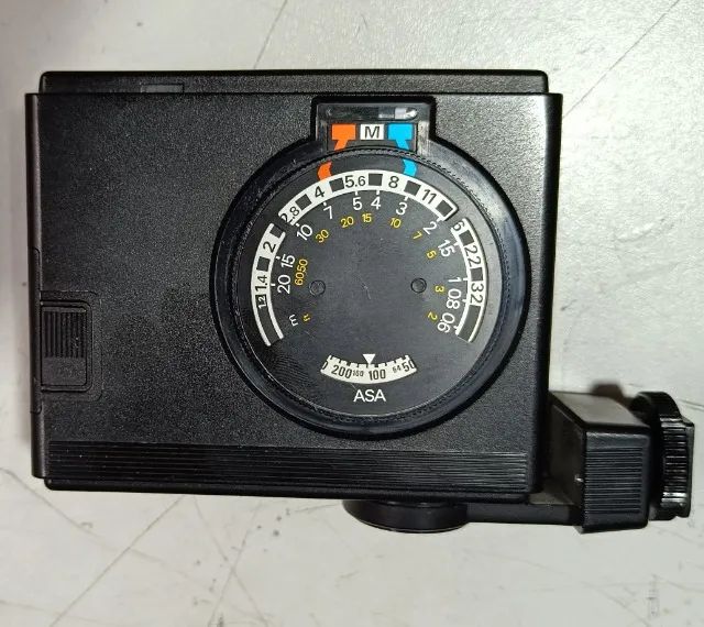 Flash Nikon Sb-10 Usado Bom Estado Funcionando Normalmente 