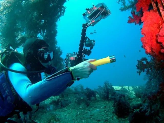 Lanterna Aprova Dagua Led Cree Mergulho pescaria submarina - Foto 3
