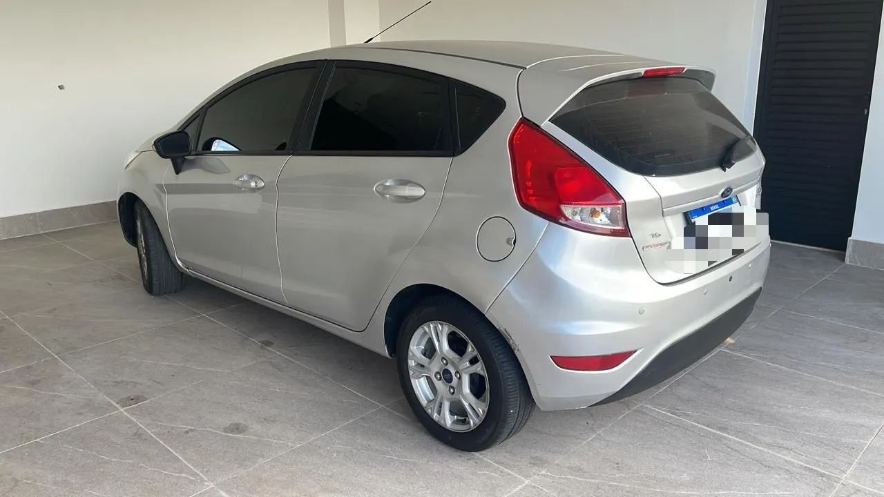 Ford Fiesta 1.6 5P AT - Foto 5