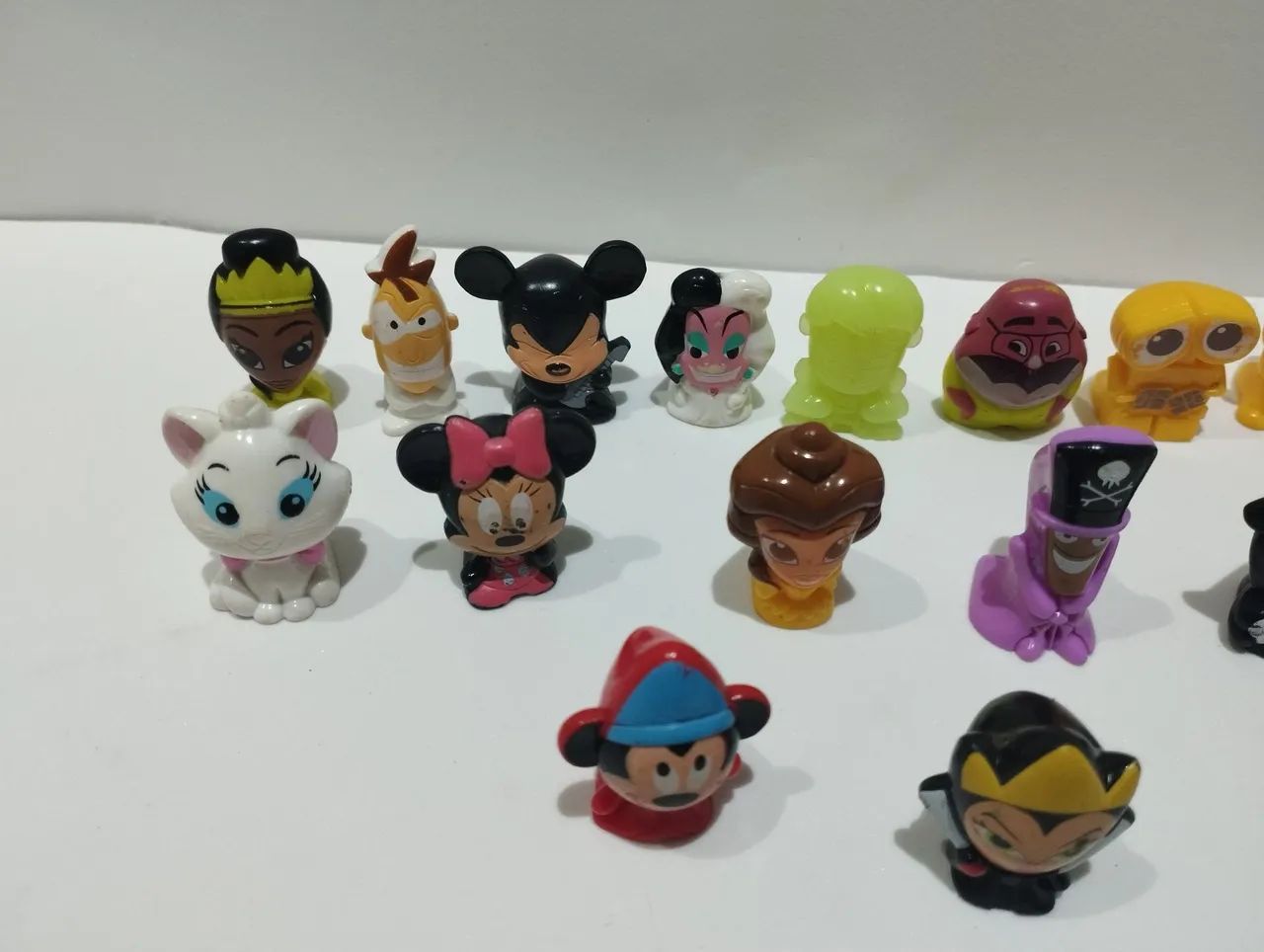 Lote Miniaturas Disney - Personagens Divertidos - Foto 3