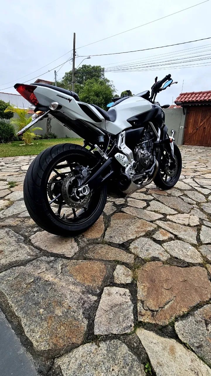 MT 07 Yamaha - Foto 9