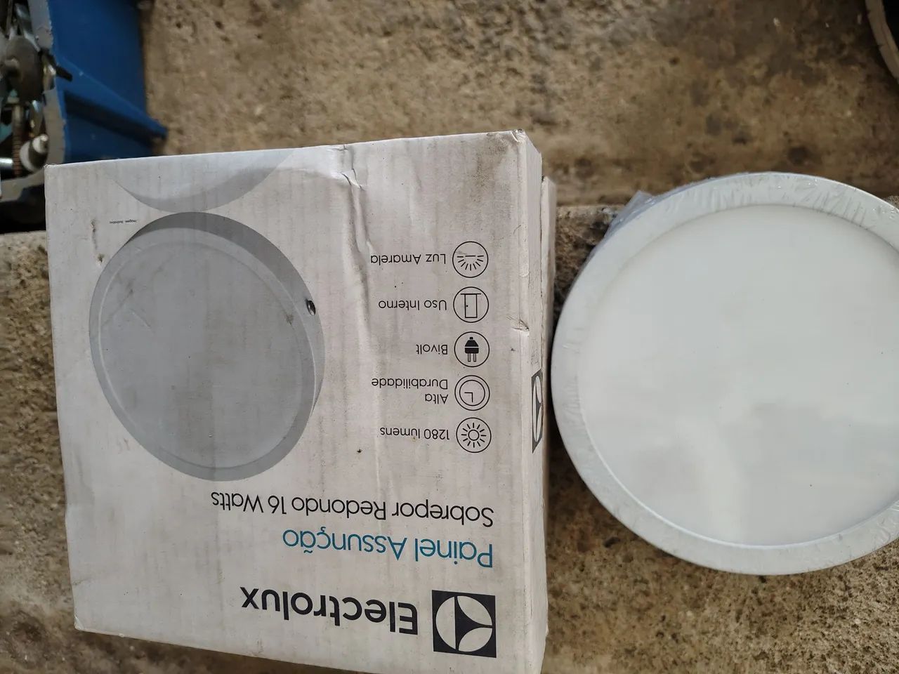 painel de led assunção 16 w amarela Eletrolux  - Foto 4