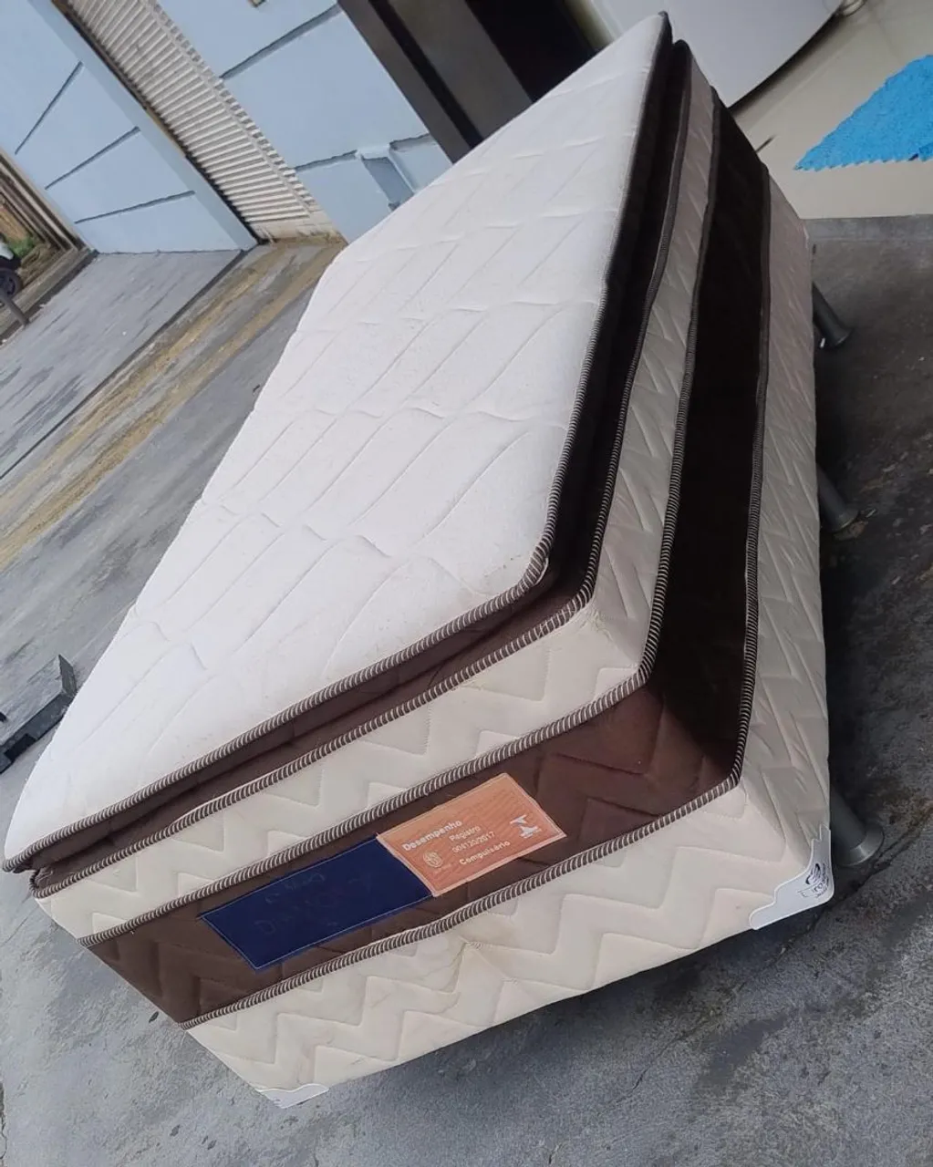 Cama box solteiro. Faço a entrega *