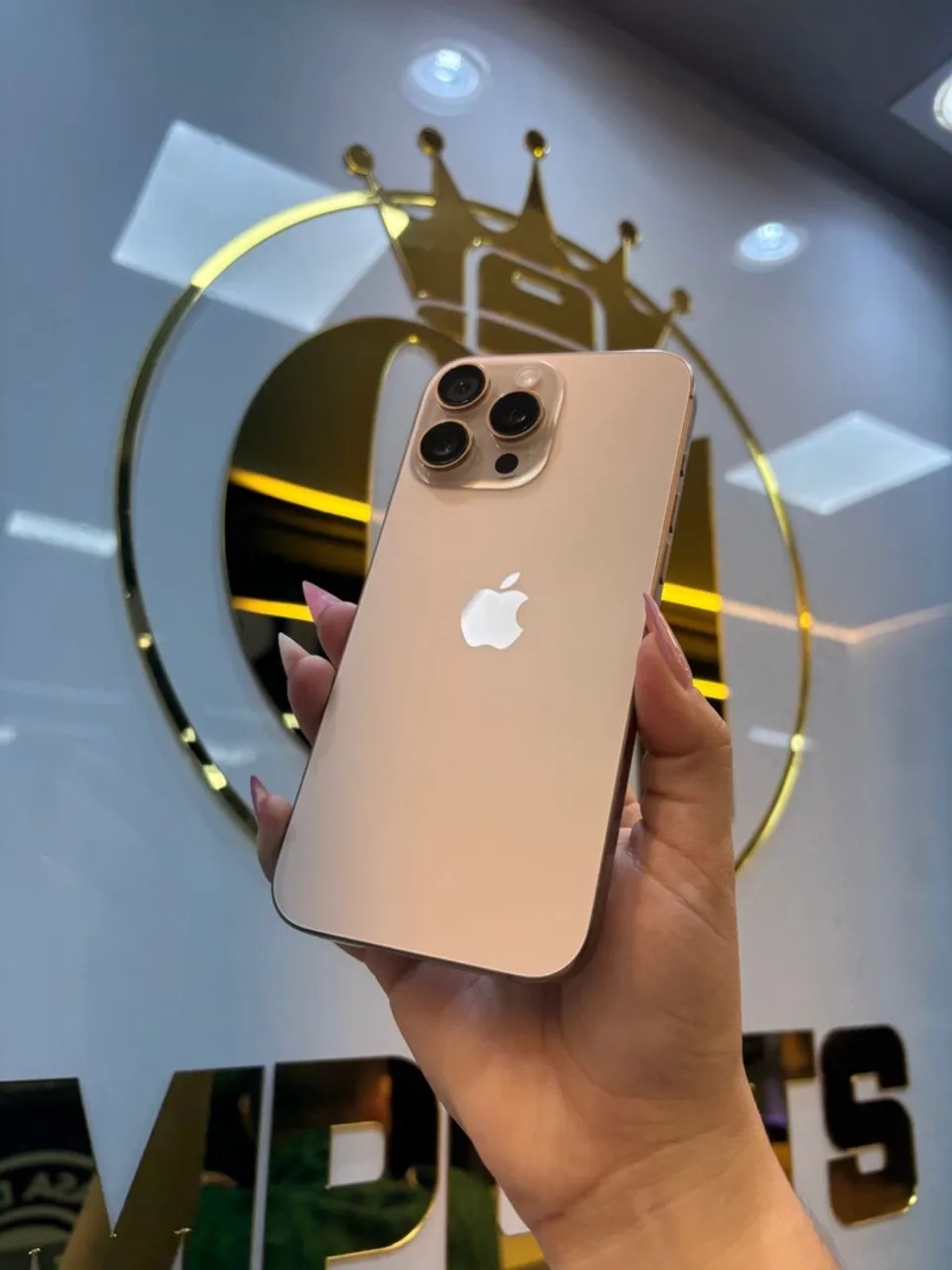 iPhone 16 pro Max 512 (5 dias ativado ) caixa completo