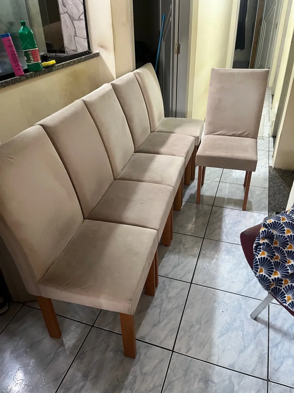 6 cadeiras por R$150