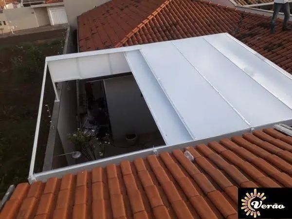 Serviço de coberturas e serralheiria em geral 