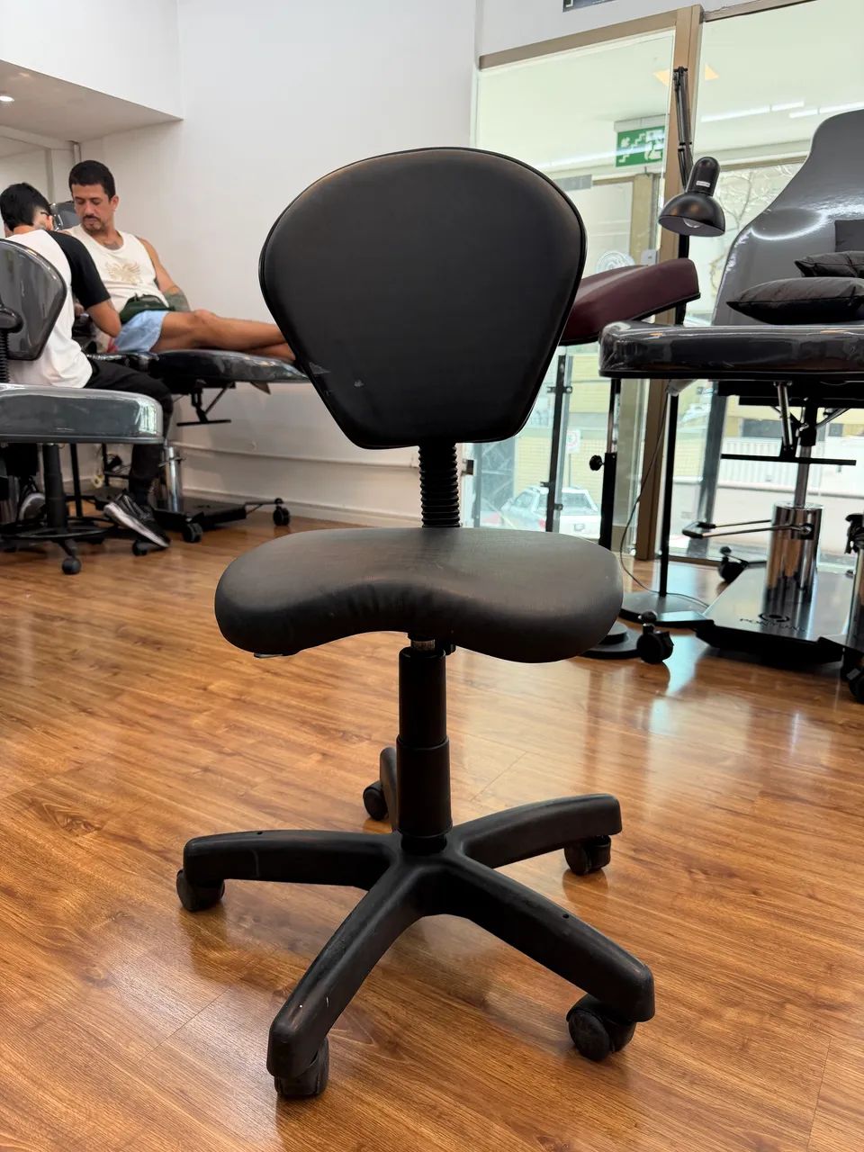 Cadeira de escritório (mocho da pontual) - Foto 2