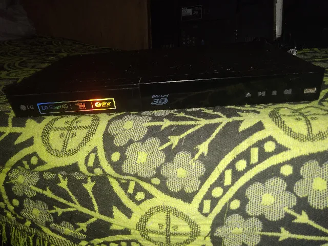 Bluray dvd player 3d lg funcionando com controle