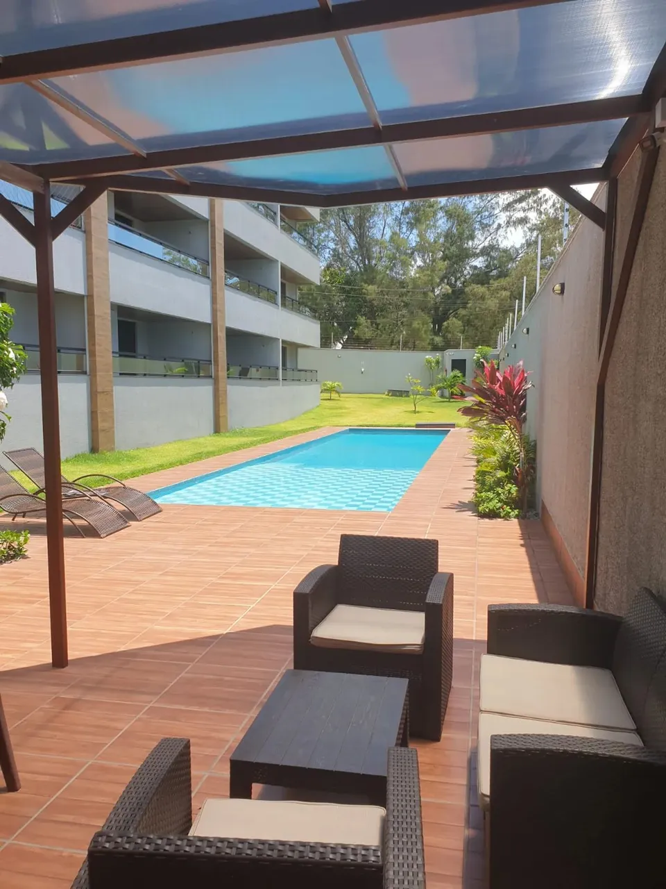 Imóvel para aluguel possui 67 metros quadrados com 2 quartos em Cumbuco - Caucaia - CE