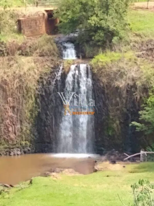 Sítio para venda na cidade de Torrinha / SP