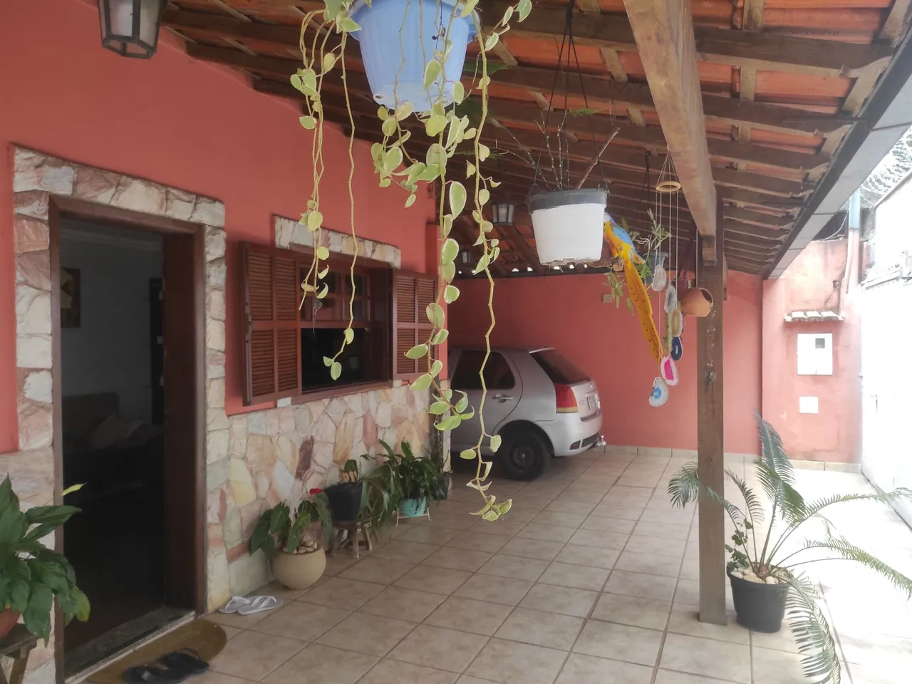 Casa 4/4 Bairro Floramar BH com Habite-se lote 360 metros
