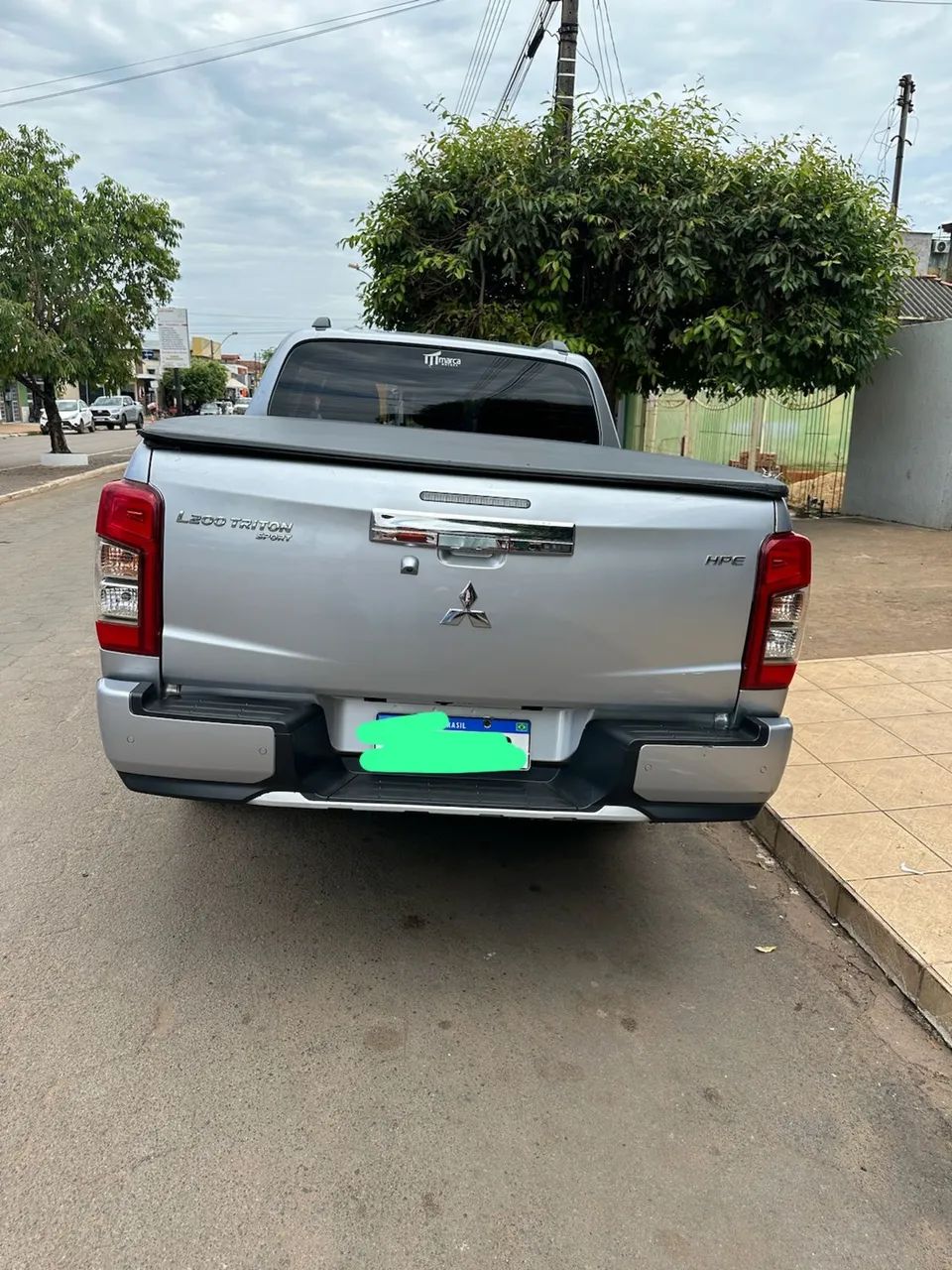 Mitsubishi L200 Triton Sport HPE 2.4 CD Diesel Aut. 2023 - Foto 2