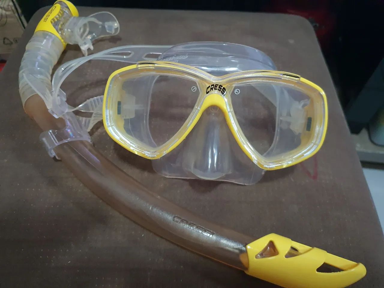 MÁSCARA MERGULHO CRESSI COM SNORKEL - NOVO